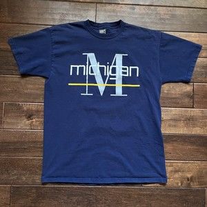 Vintage 90s University of Michigan Wolverines Retro Navy T Shirt Size Large